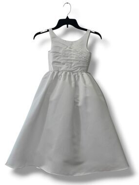 Cherish White Flower Girl Dress Size 5 Formal Special Occasion Classic